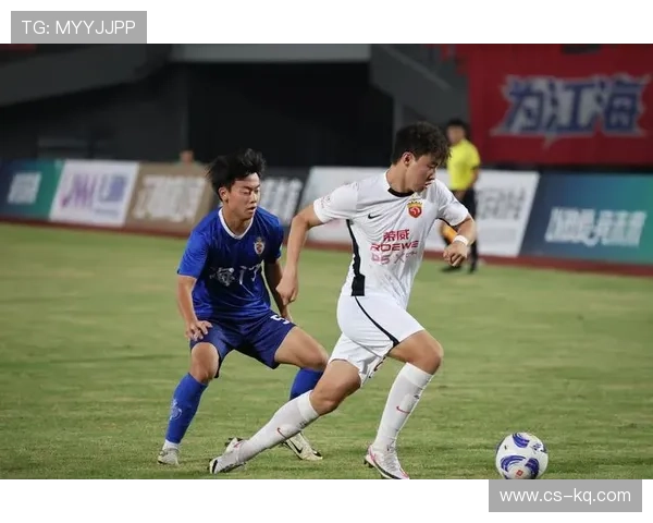 海港队实力欠缺引发关注球迷期待周末联赛表现提升